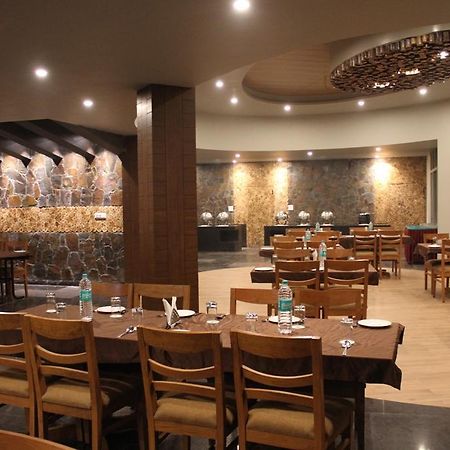 Corbett Suman Grand Hotel Corbett National Park Eksteriør billede