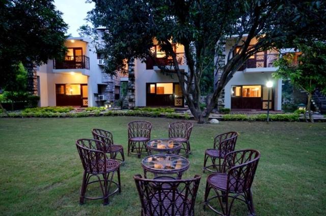 Corbett Suman Grand Hotel Corbett National Park Eksteriør billede