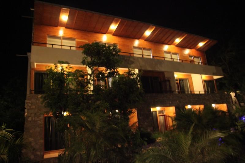 Corbett Suman Grand Hotel Corbett National Park Eksteriør billede